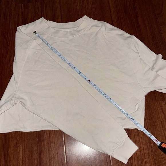 ASOS STR Stradivarius cropped raw hem long sleeve top pullover S oatmeal - Picture 6 of 7